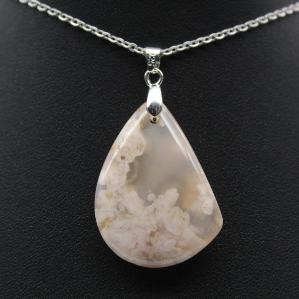 Teardrop Flower Agate Pendant