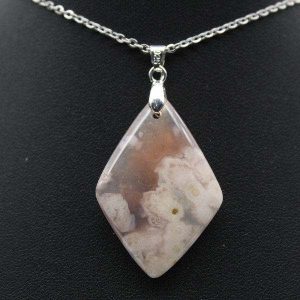 Flower Agate Diamond Pendant