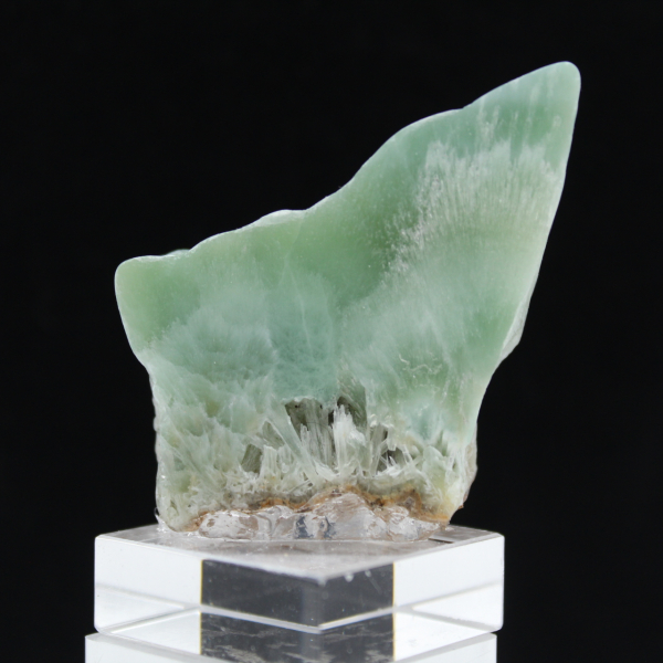 Green Aragonite slice for mineral collection