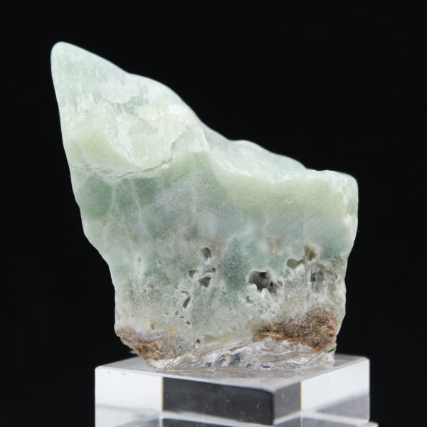 Green Aragonite slice for mineral collection