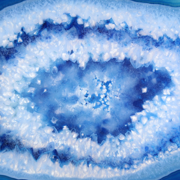 Polished blue agate slice for mineral decoration
