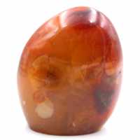 Discover our selection of carnelian products: natural stones, polished stones and jewelry. Carnelian