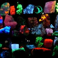 Fluorescent Minerals: When Stones Glow in the Dark