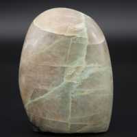 Garnierite stone