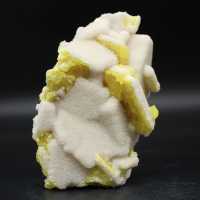 Pure sulfur crystals on calcite