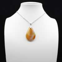 Carnelian drop pendant