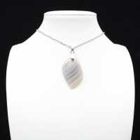 Banded agate pendant