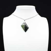 Diamond-shaped Kambamba Jasper pendant