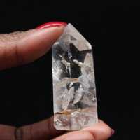 Quartz prism with inclusion