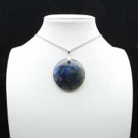 Round labradorite pendant