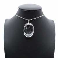 Quartz pendant