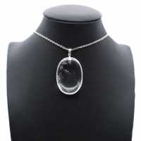 Quartz pendant