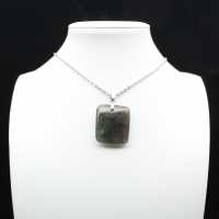 Square pendant in labradorite from Madagascar
