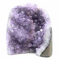 Amethyst geode, zen space Amethyst geode, zen space