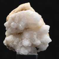 Crystallization of flower quartz originating from Morocco