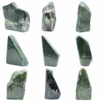 Nephrite jade to pose