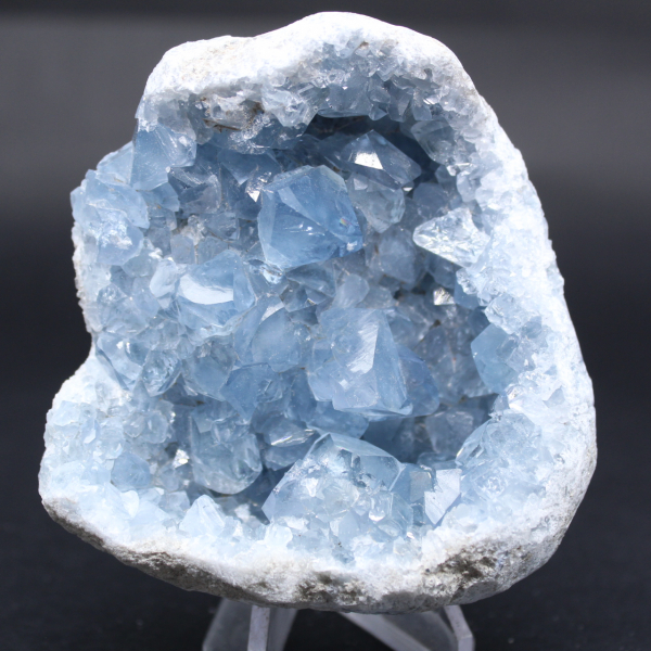 Celestite stone crystals