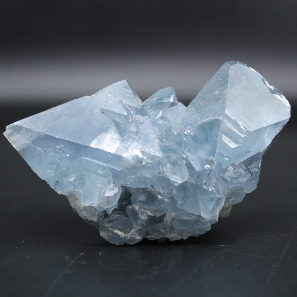 Celestite crystallized stone