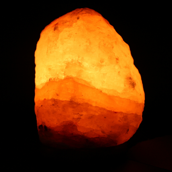 Pakistan Himalayan salt lamp