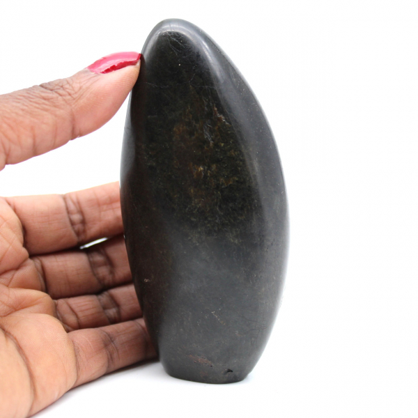 Madagascar black tourmaline stone