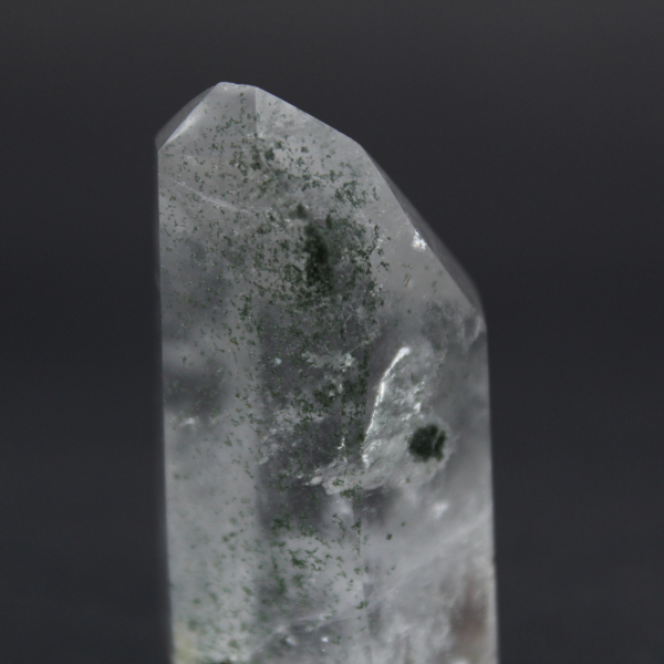 Quartz prism with inclusion