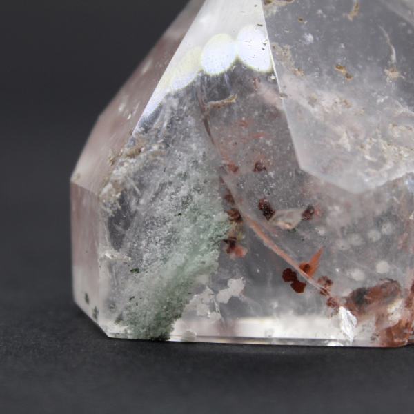 Quartz with chlorite inclusion