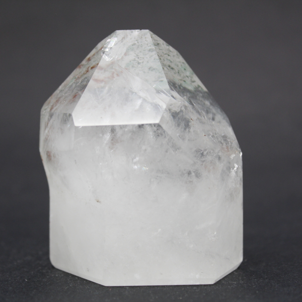 Quartz crystal prism with chlorite inclusion