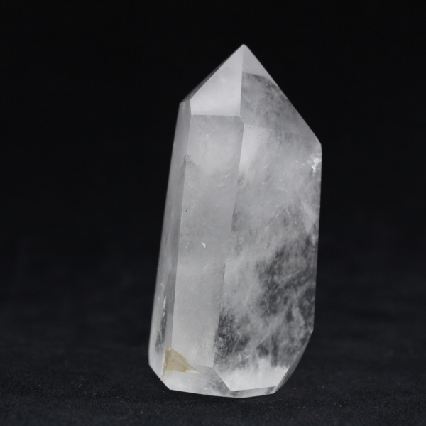 Quartz prism crystal
