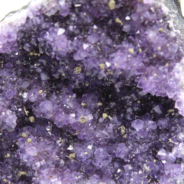 Amethyst crystallization