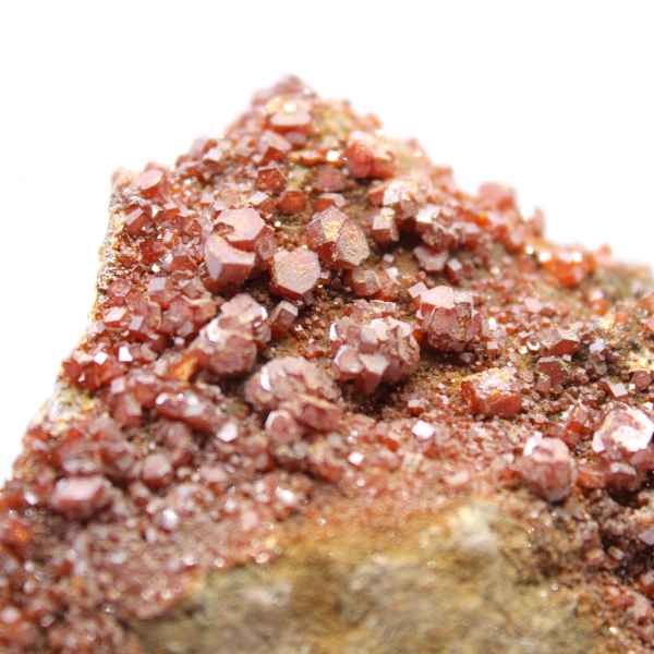 Vanadinite on matrix