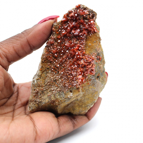 Crystallization of vanadinite