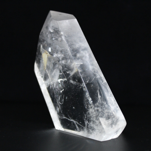 Quartz inclusion