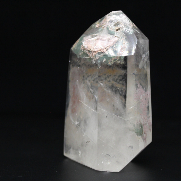 Quartz inclusion