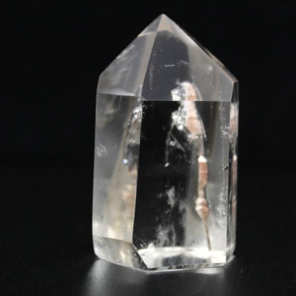 Quartz inclusion