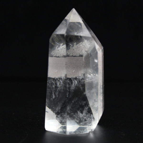 Quartz inclusion