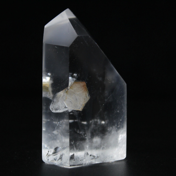 Quartz inclusion