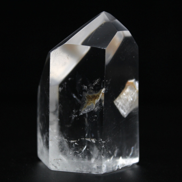 Quartz inclusion