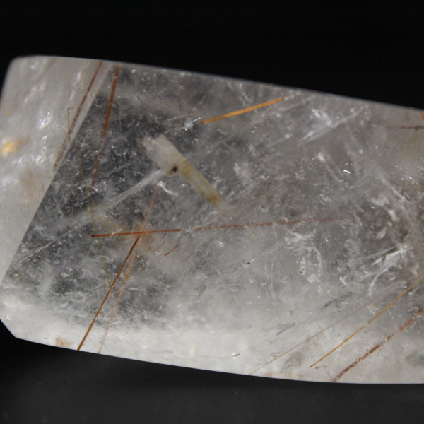 Rutile-included quartz