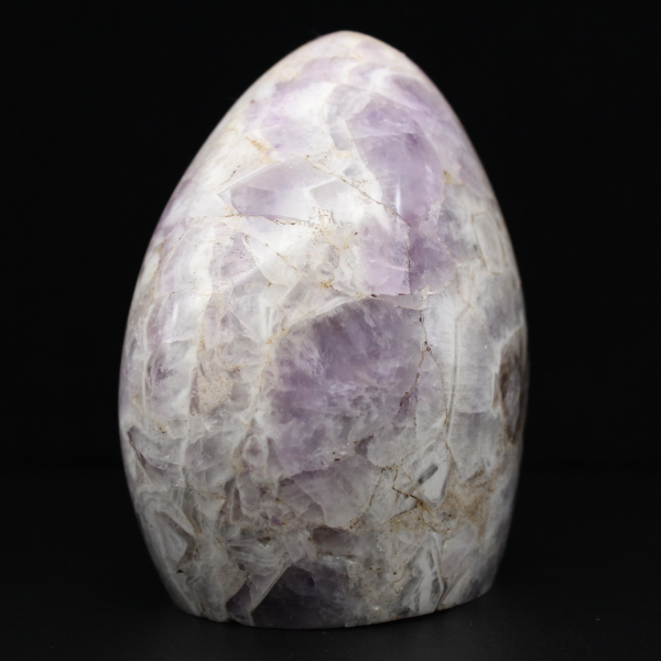 Free form of amethyst