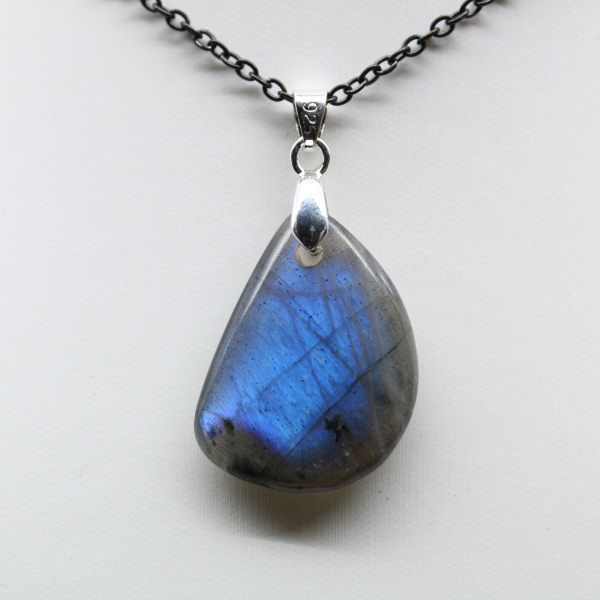 Labradorite pendant