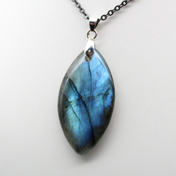 Labradorite pendant