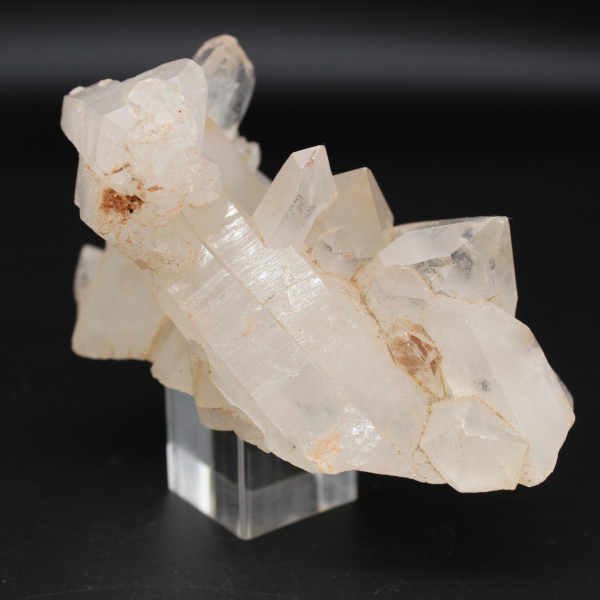 Natural raw quartz