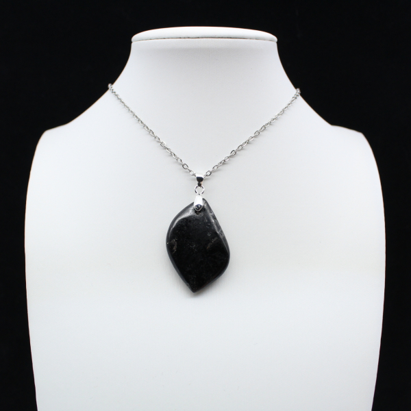 Black tourmaline pendant