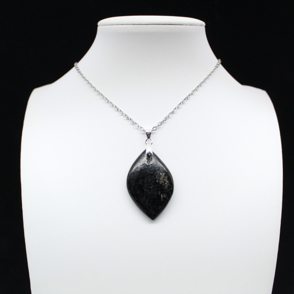 Black tourmaline pendant