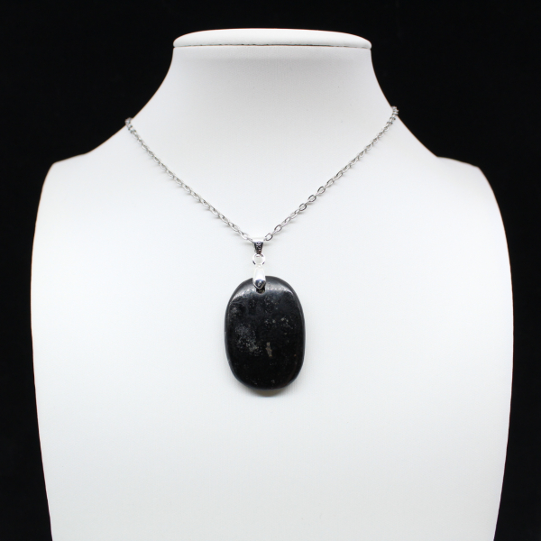 Black tourmaline pendant