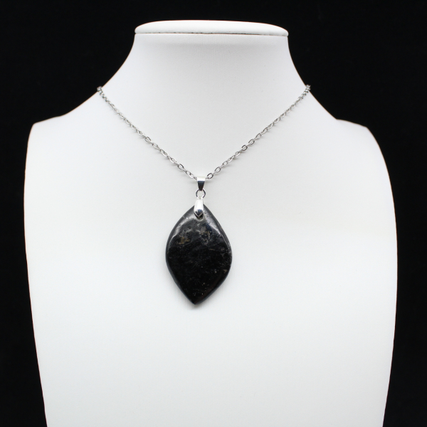 Black tourmaline pendant