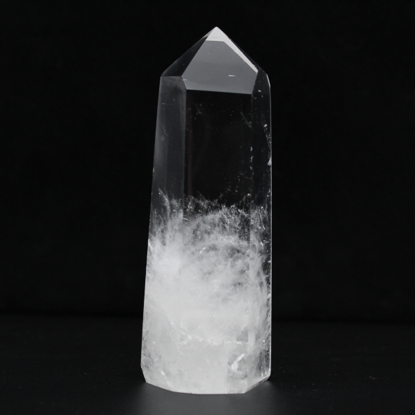 Quartz prism crystal