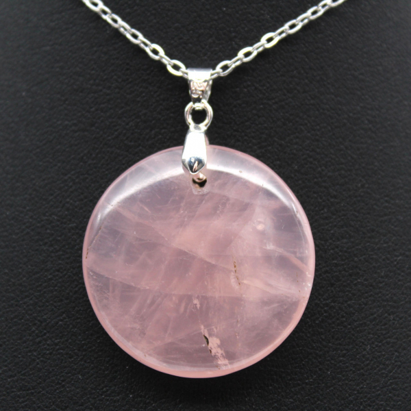 Round rose quartz pendant