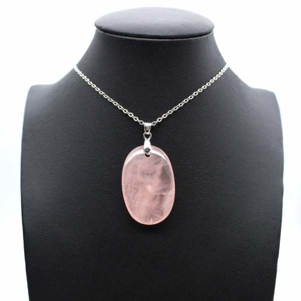 Oval rose quartz pendant