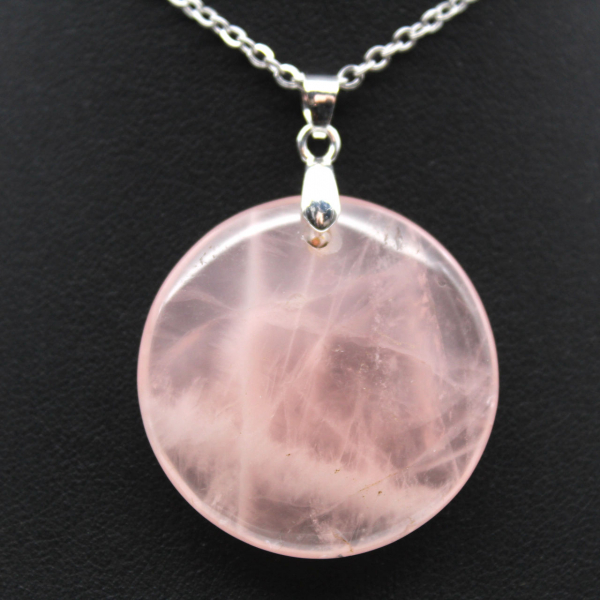 Round rose quartz pendant